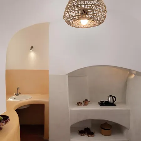 Madame Kalitsi Cozy * סנטוריני